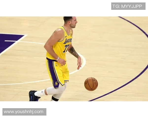 里夫斯超巨表现让湖人管理层很失望,四点决定他不会辅佐东契奇